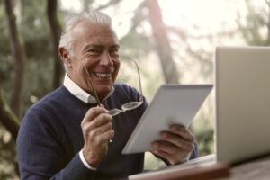 older_man_tablet_2